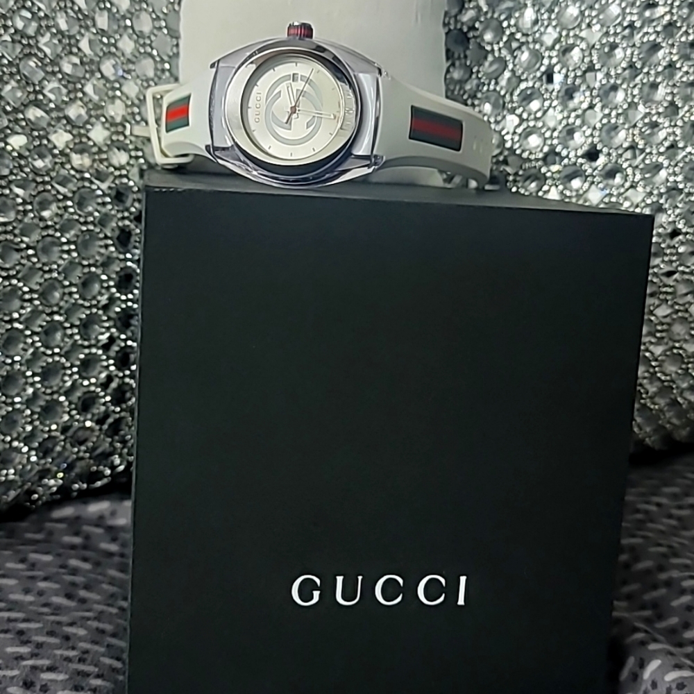 Gucci watch - Picture 2 of 4